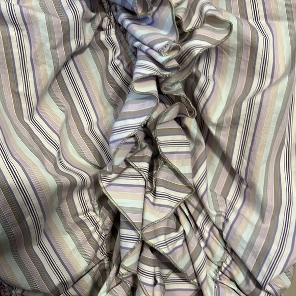 Ladies, capris and blouse size 12 - Picture 3 of 7